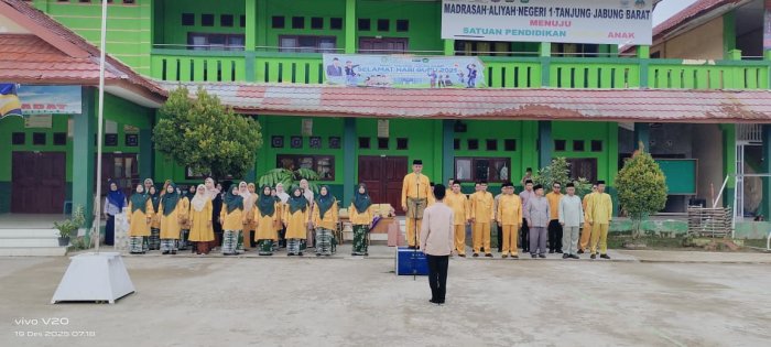 Penutupan Class Meeting MAN 1 Tanjung Jabung Barat, Kepala Madrasah Tekankan Pentingnya Perjuangan dan Doa