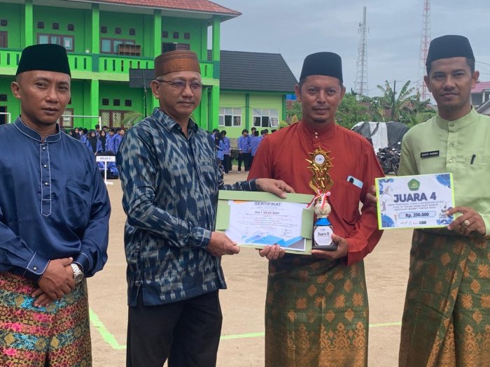 MAN 1 Tanjab Barat Raih Prestasi di Ajang Bulu Tangkis PGRI Kecamatan Tungkal Ilir